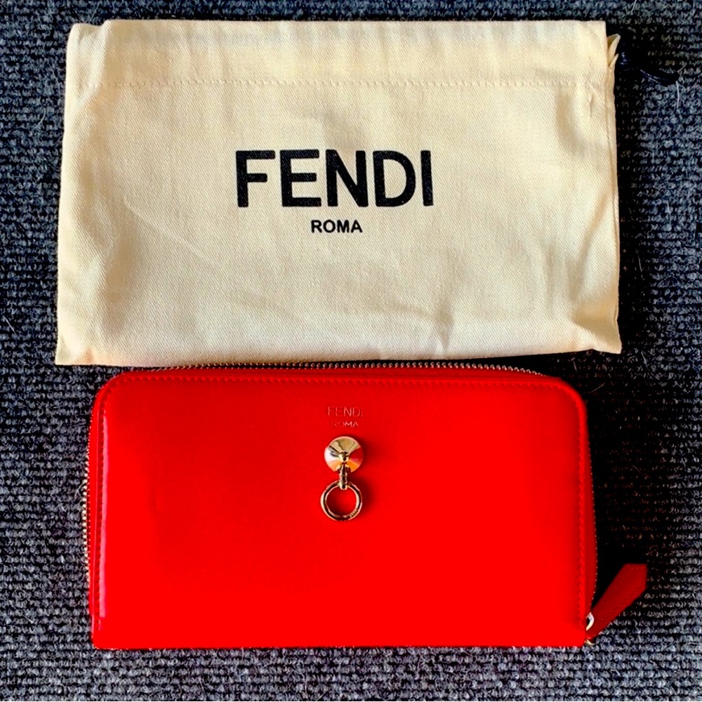 FENDI By The Way Continental Wallet in red
